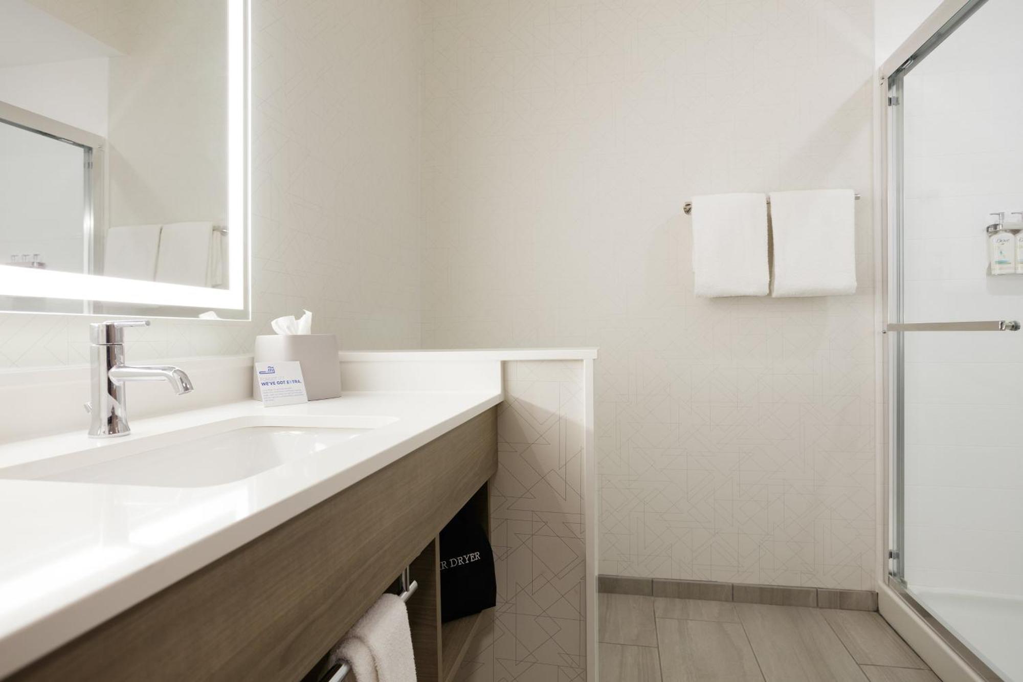 Holiday Inn Express & Suites Del Rio By Ihg Zewnętrze zdjęcie